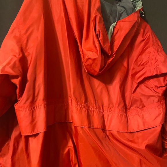 Red Columbia Jacket - Picture 5 of 5